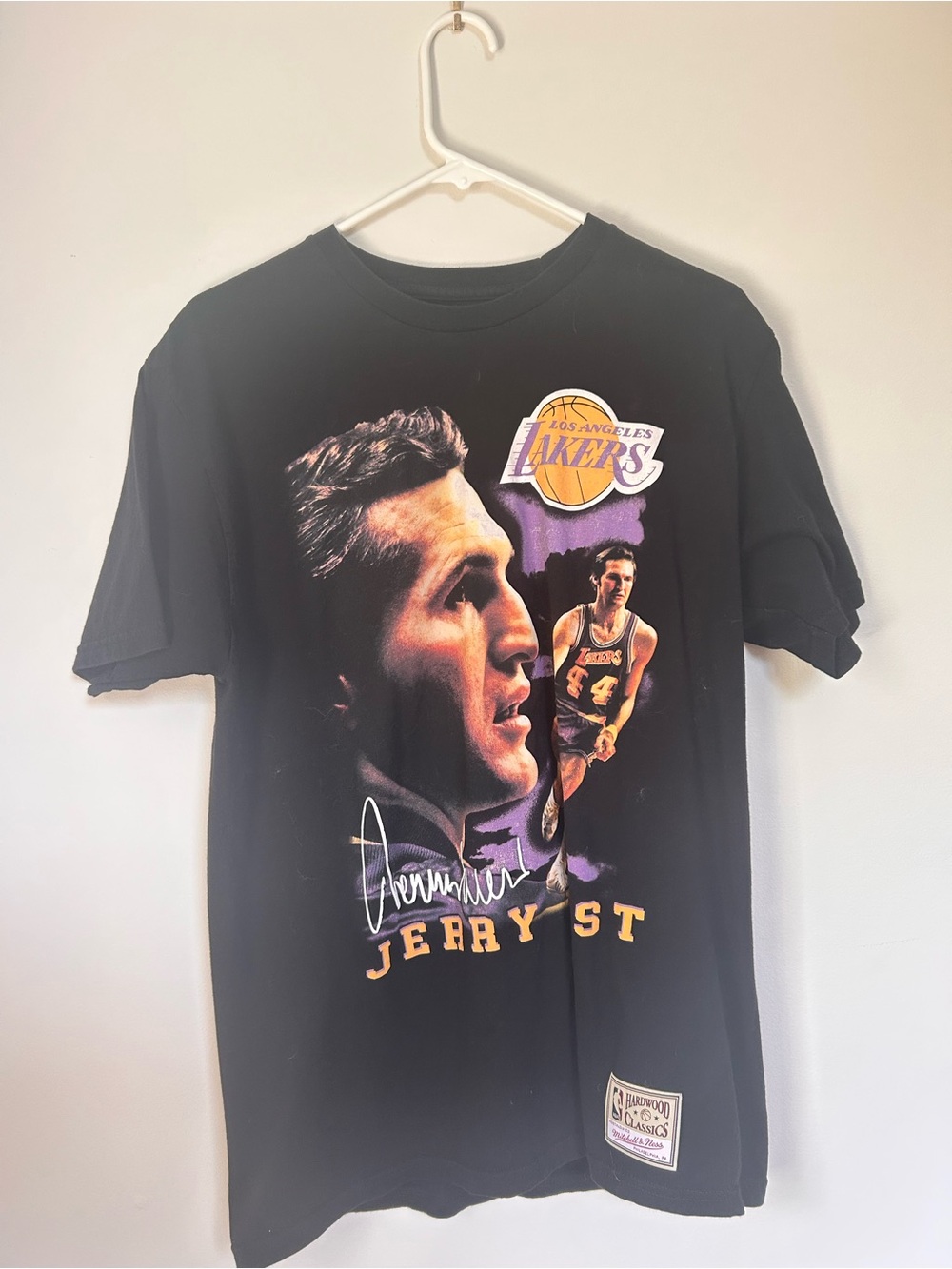 Mitchell & Ness Black Los Angeles Lakers Jerry West Graphic Tee